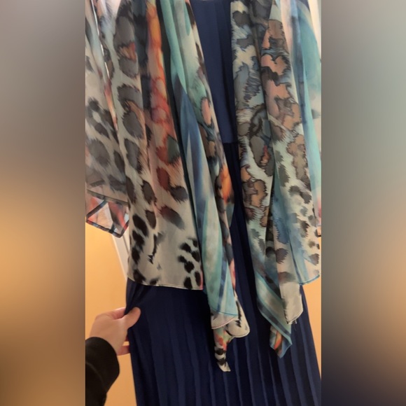 Bebe Cover up - Picture 5 of 7